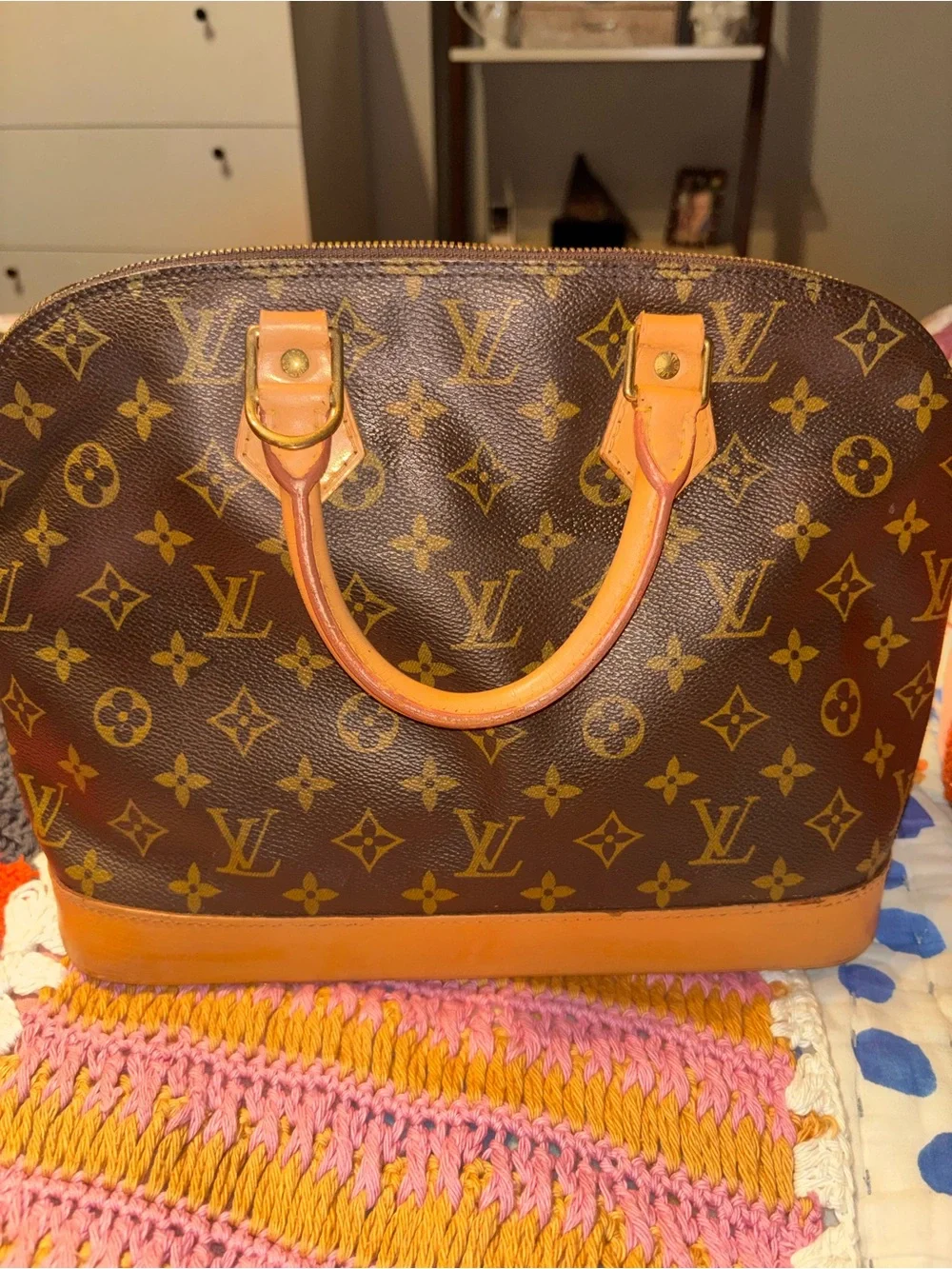 Louis Vuitton reposhing this